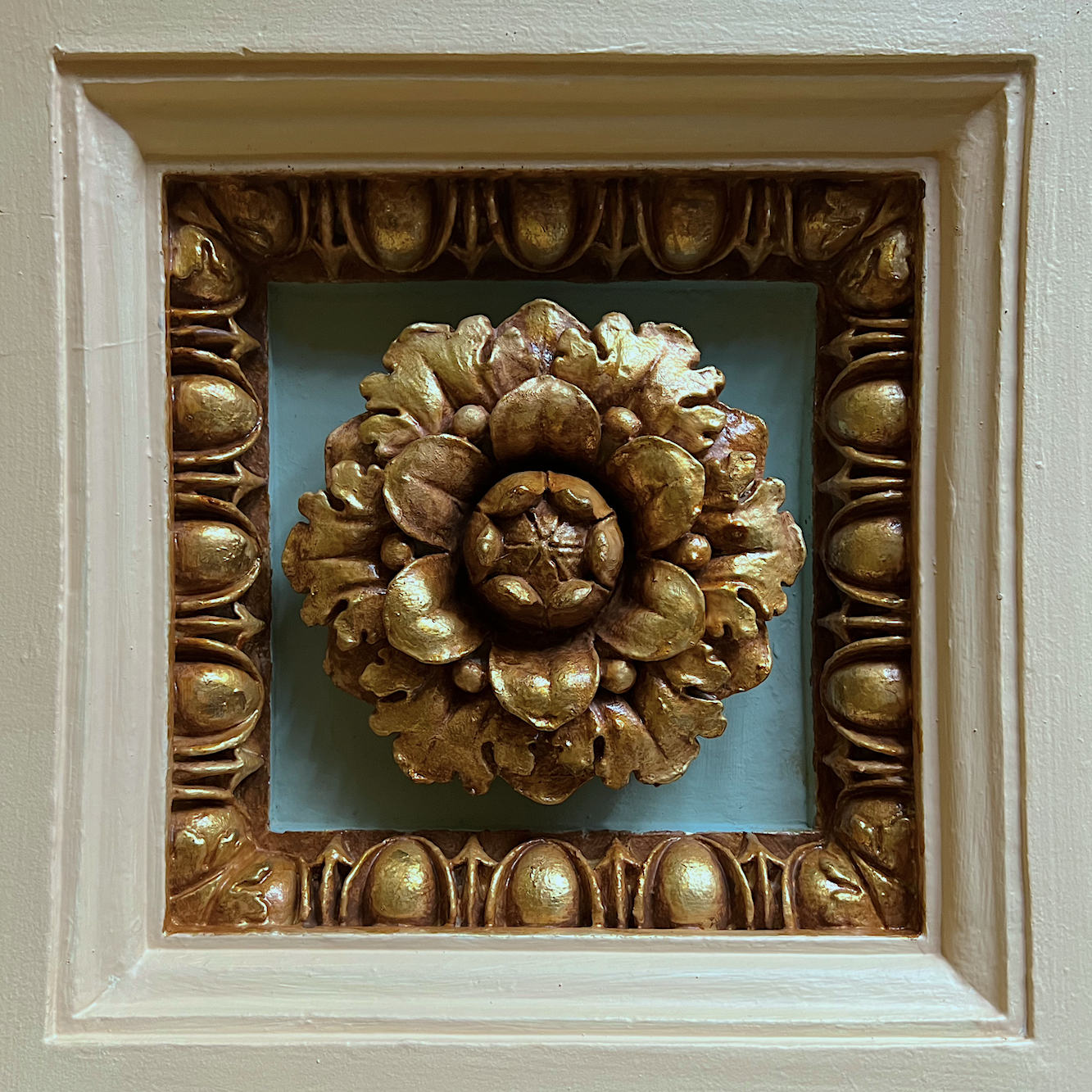 MA State House rosette detail