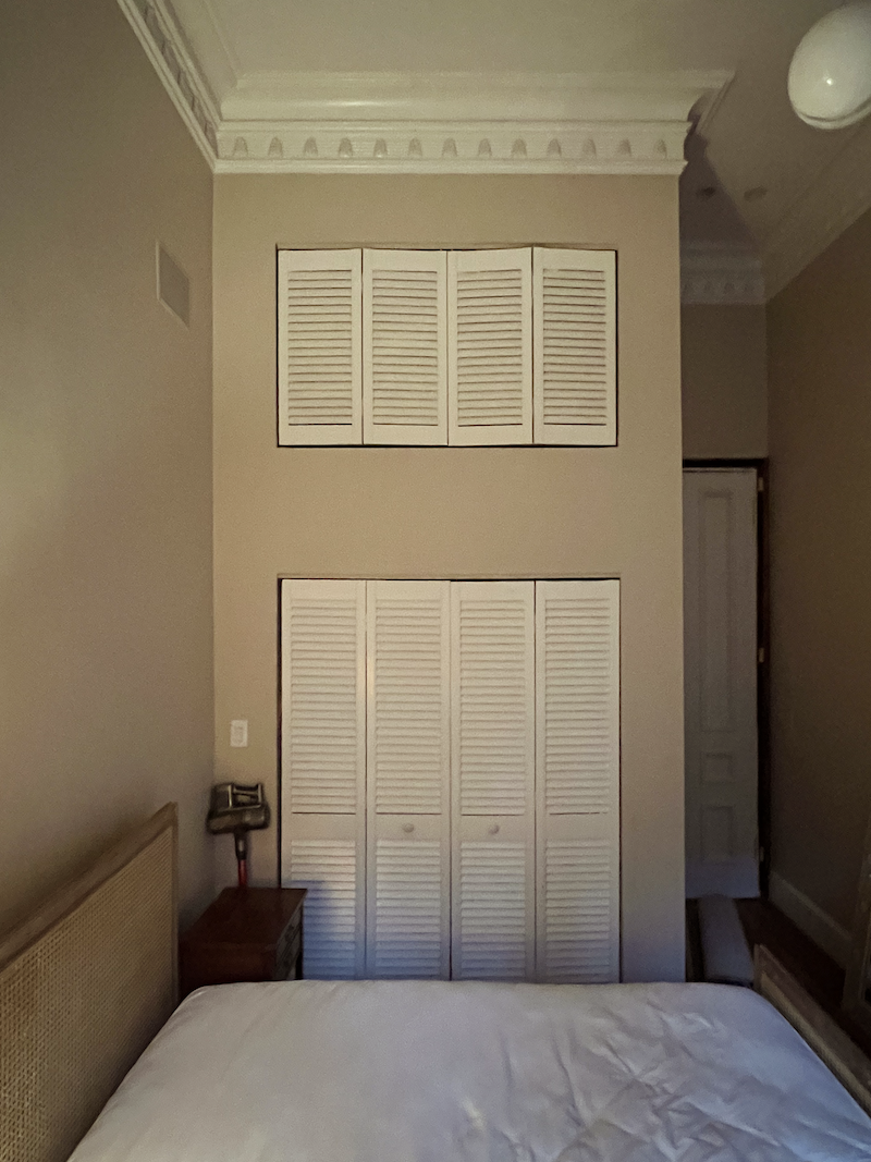 bi-fold doors in the den/second bedroom