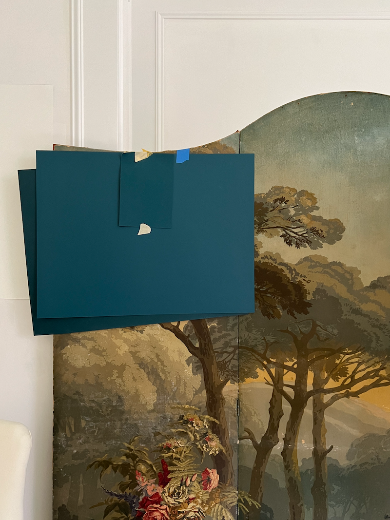 Benjamin Moore Galapagos Turquoise + Zuber vintage screen