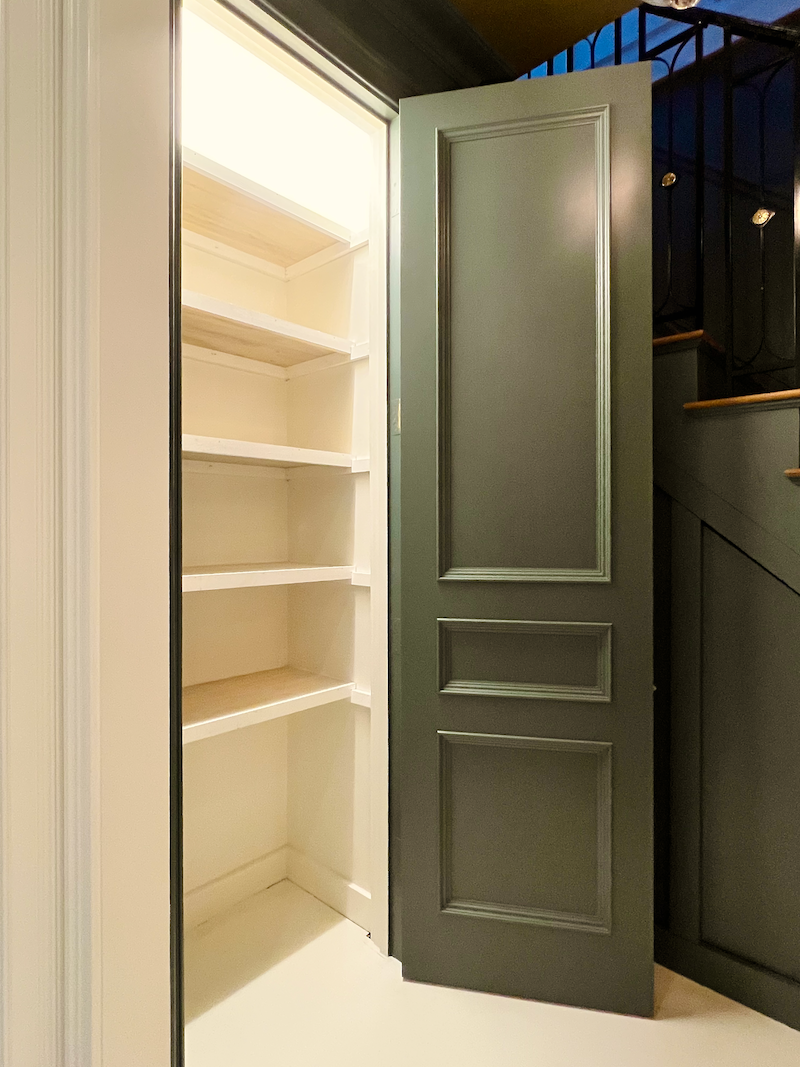 3/4 view of the new linen closet shelves