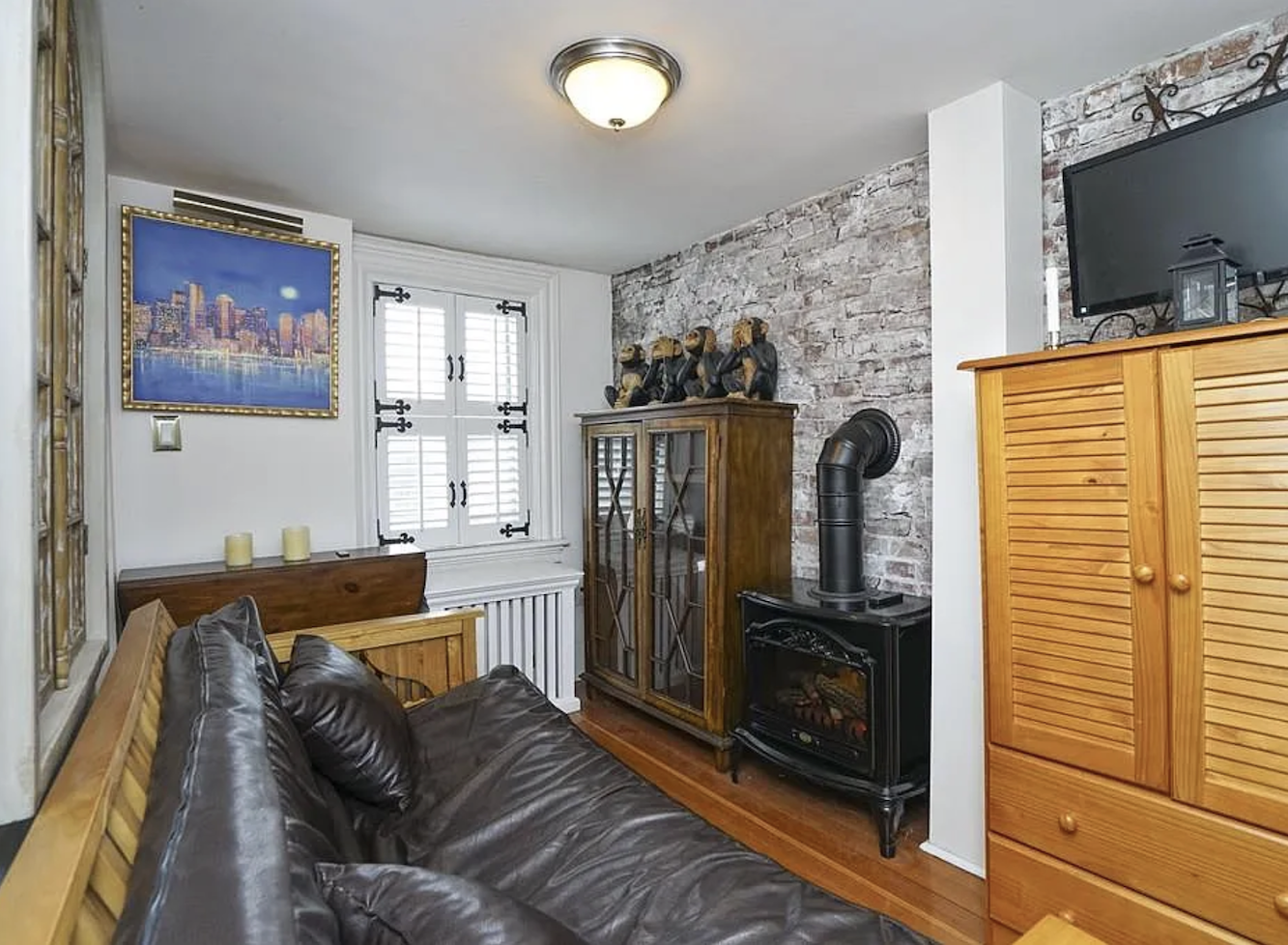 beacon hill penthouse cramped area