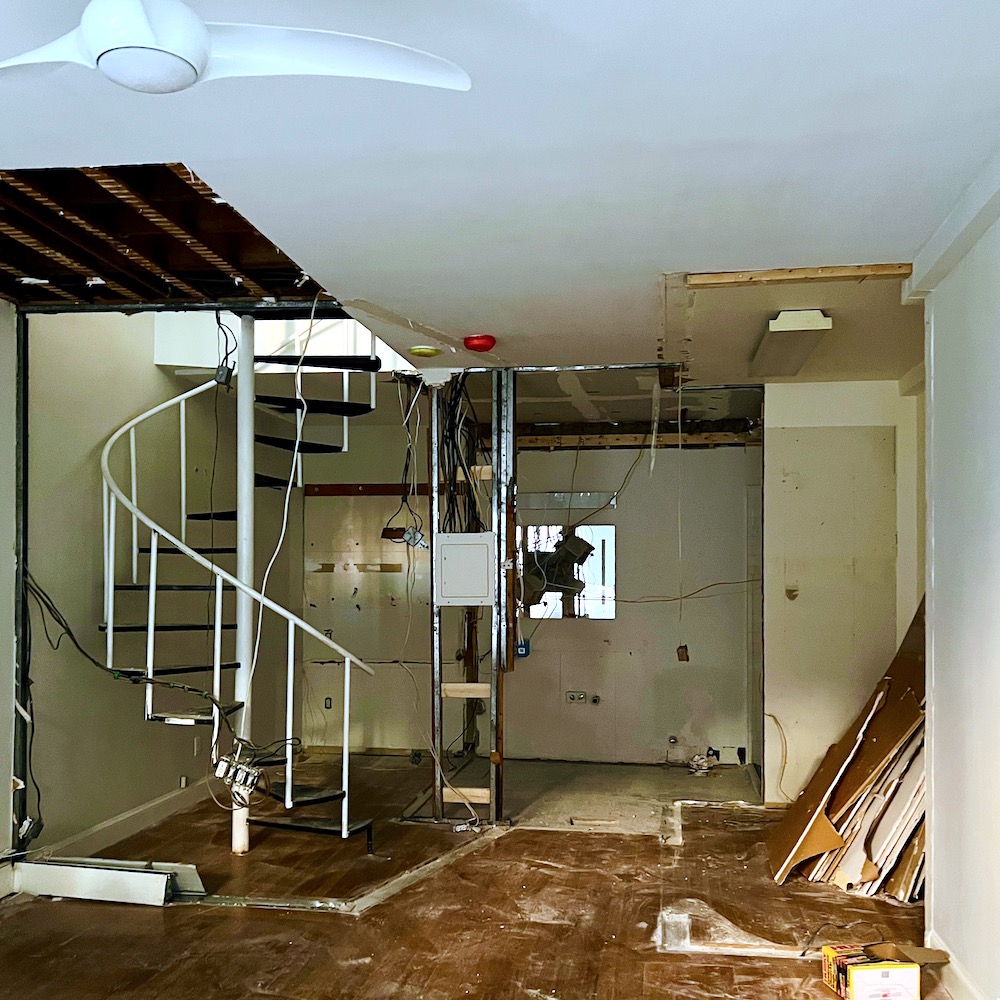 spiral stairs, bathroom, bedroom July 31, 2023