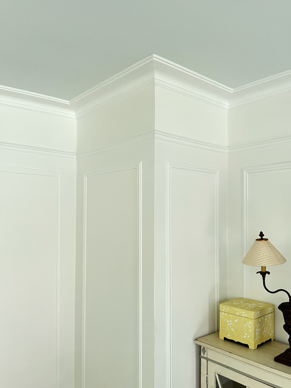 beautiful architectural detailing primary bedroom - architectural details