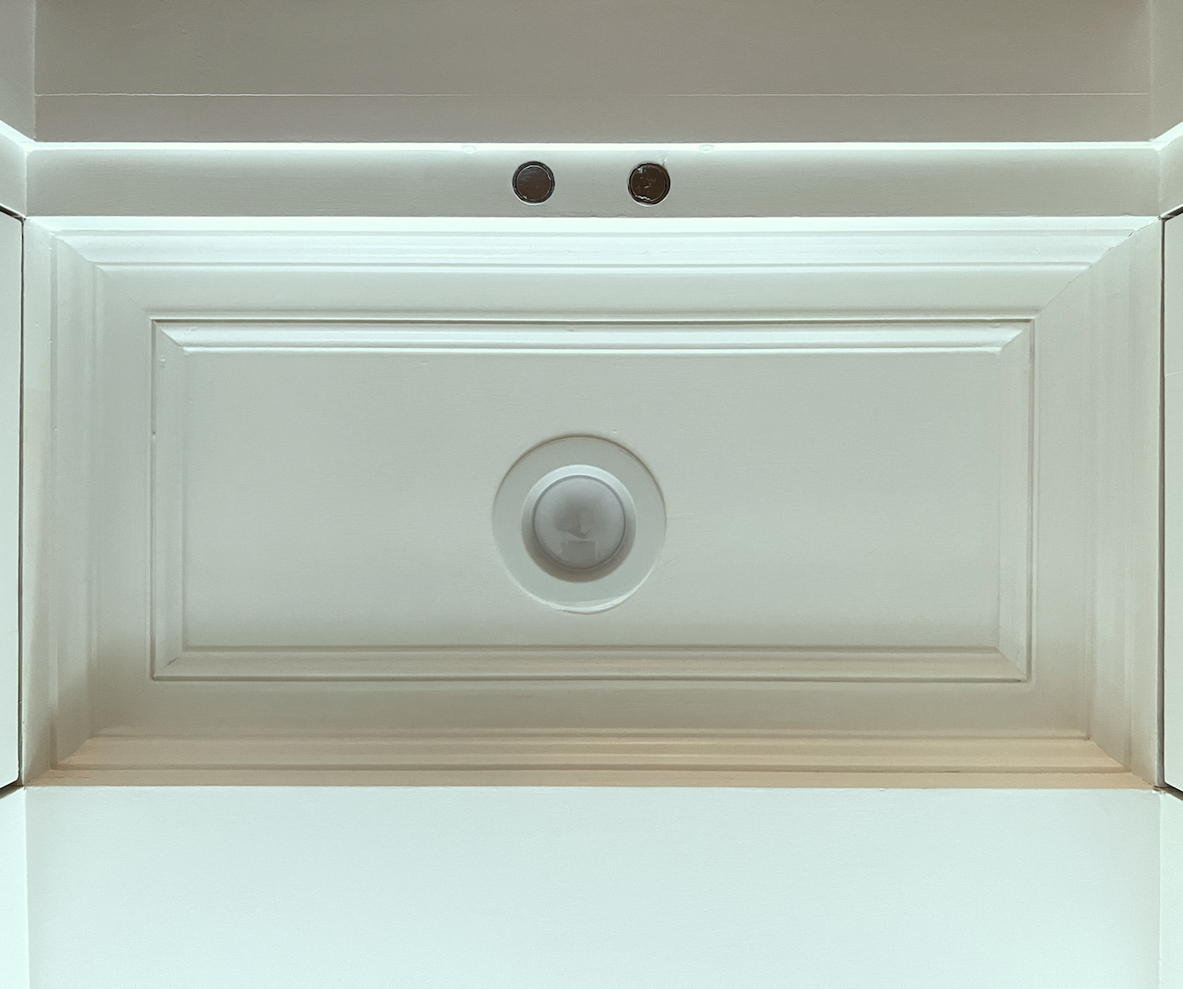  embrasure doors with flat crown moulding