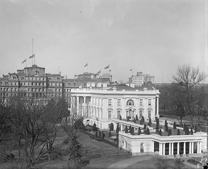 White-House-1916-LOC