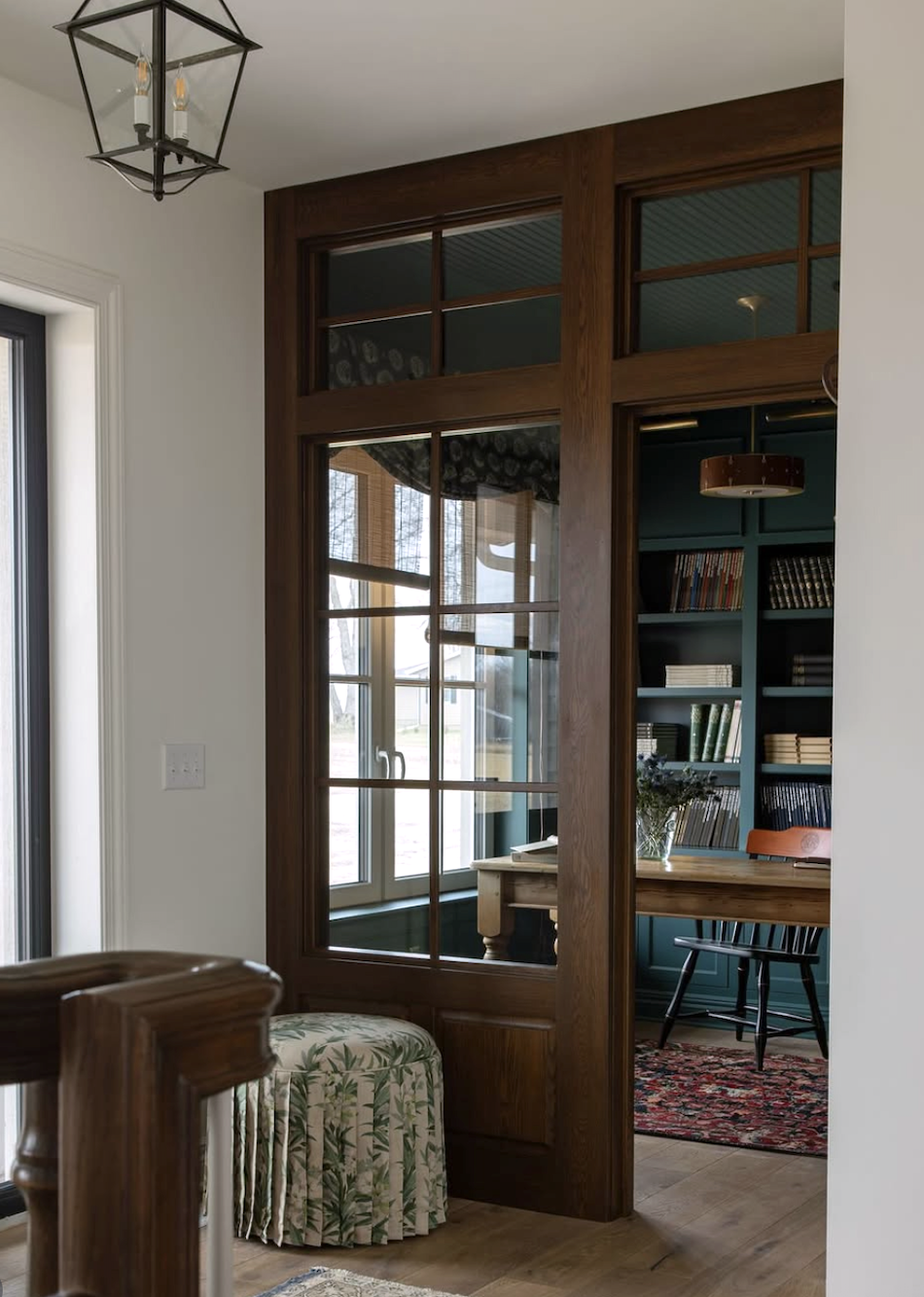 Oho Interiors stunning office entry photo: @judithmarilyn_ - Wonderful interior design inspiration.